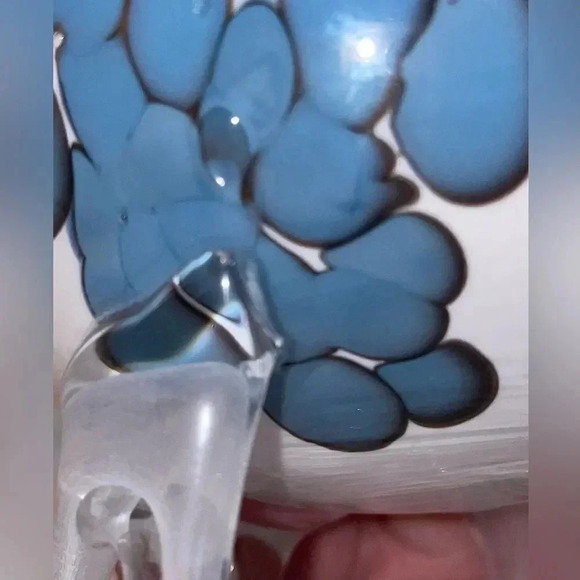 ZORZA MOUTH BLOWN GLASS
JELLYFISH STEM WHITE/BLUE
BERGAMOT CANDLE LARGE - Picture 11 of 14